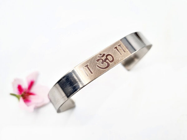 OM Metal Bangle