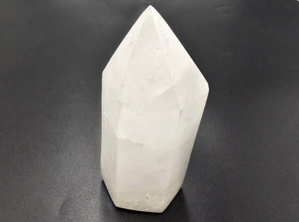 Quartz Crystal Point Large E (478g)