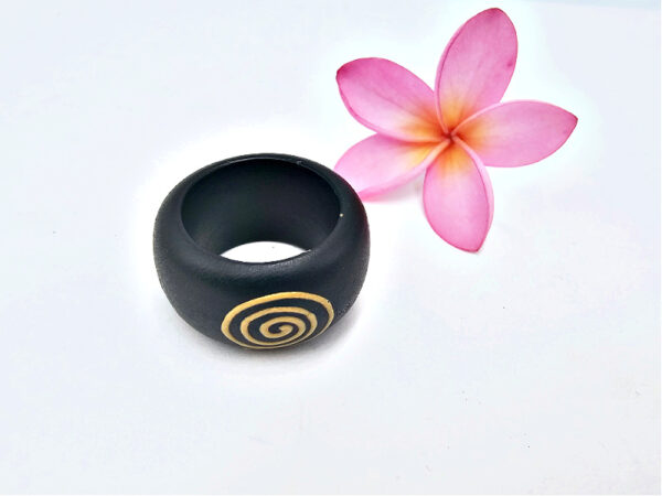 Round Spiral Wooden Ring Black