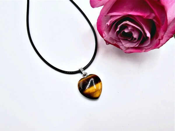 Tigers Eye Heart Necklace (1.5cm)