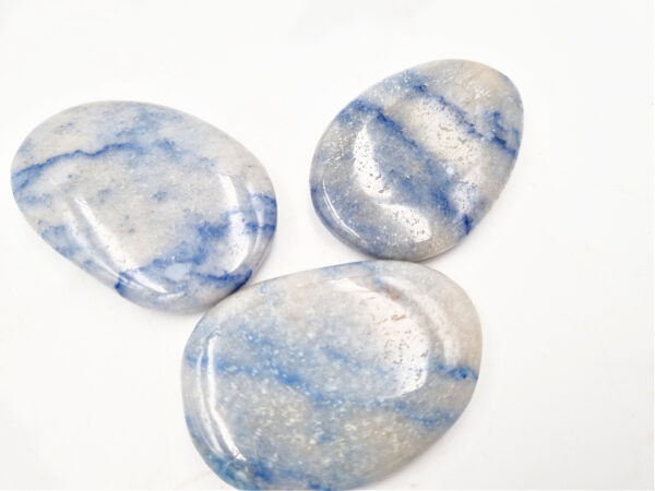 Blue Quartz Palm Stones (6cm) - Image 2