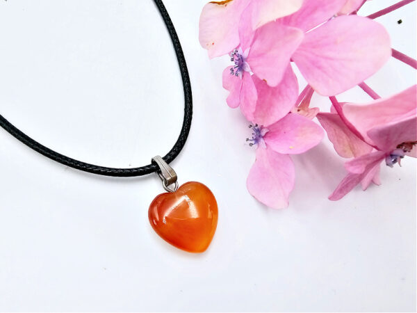 Carnelian Heart Necklace (1.5cm)