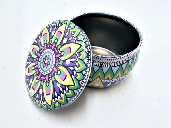 Round Storage Tin (Daisy Mandala)