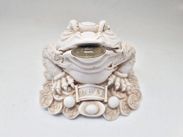 Money Frog Statue Large  White (11cm) - Image 2