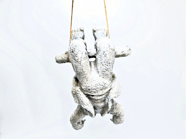 Upside Down Swinging Gnome (19cm) - Image 2