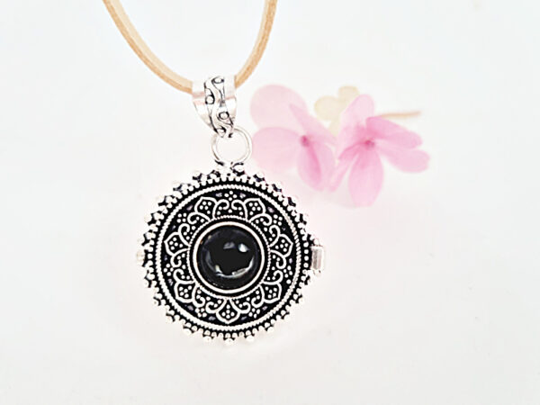 Black Onyx Locket Necklace, locket necklace, black onyx necklace south africa, jewellery