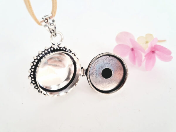 Black Onyx Locket Necklace - Image 2