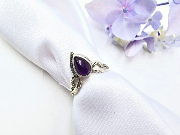 Indian Flower Ring Detailed - Amethyst (925 Silver)