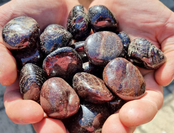 Red Garnet Tumble Stones