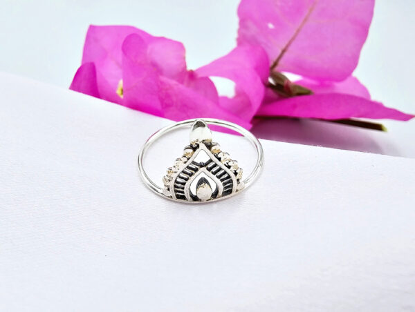 Detailed Indian Flower Ring (925 Silver) - Image 2