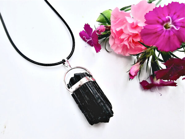 Black Tourmaline Fixed Swivel Necklace