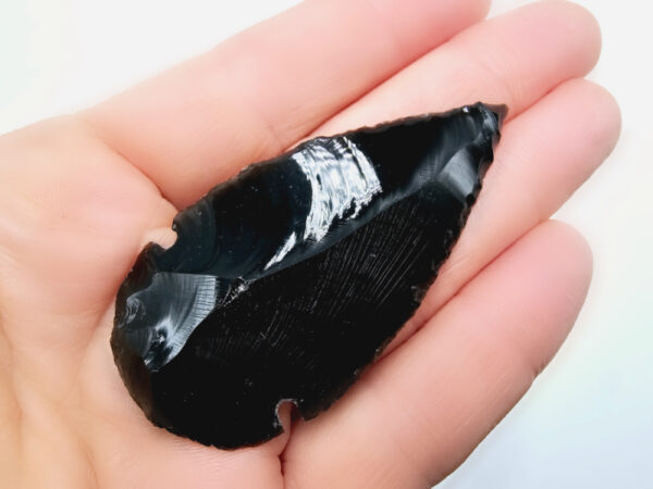 Black Obsidian Arrow Head (8cm) - Image 2