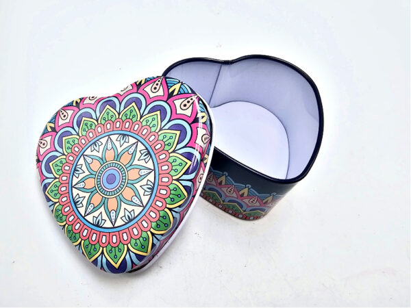 Heart Storage Tin (Retro Flower Mandala)