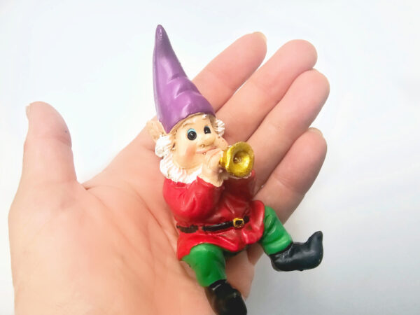 Gnome Playing Trumpet Pot Hanger (9cm)