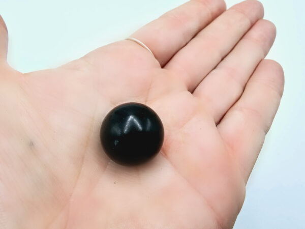 Black Obsidian Sphere (2cm)