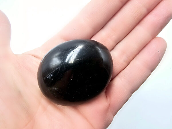 Black Tourmaline Palm Stone F (106g)