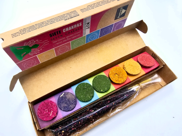 Chakras Smudge Kit (Incense Sticks & Smokers)