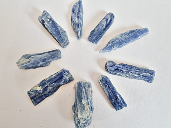 Blue Kyanite Blade (5-6cm) - Image 2