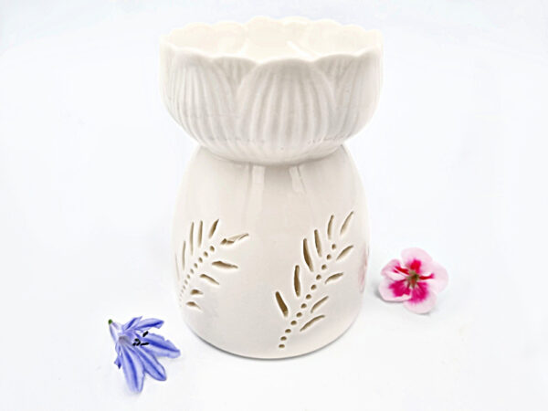 Oil Burner Ceramic Lotus White (11cm) - Image 2