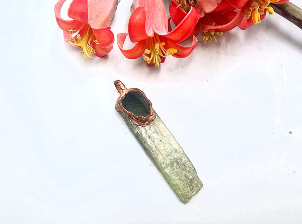 Green Kyanite Pendant Pendant With Moldavite