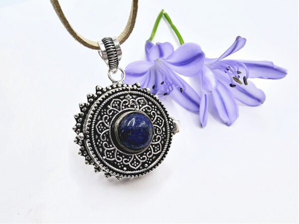 Lapis Lazuli Round Locket Necklace (Opens)