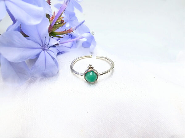 Green Jade Round Ring With Top Dots (925 Silver)